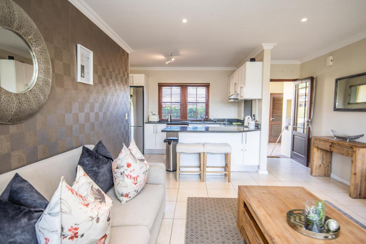 Six Whale Rock Gardens With Back Up Power For Load Shedding Apartment Plettenberg Bay Bagian luar foto