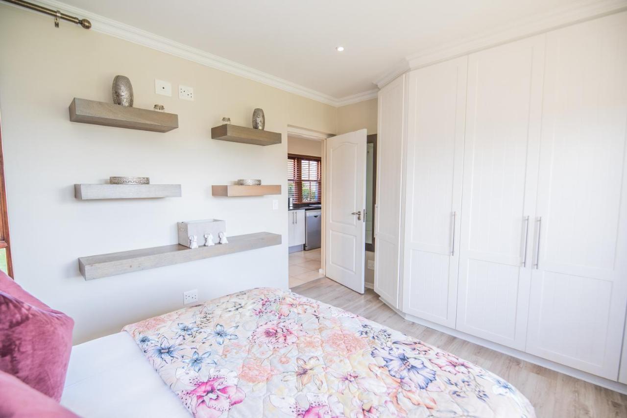 Six Whale Rock Gardens With Back Up Power For Load Shedding Apartment Plettenberg Bay Bagian luar foto